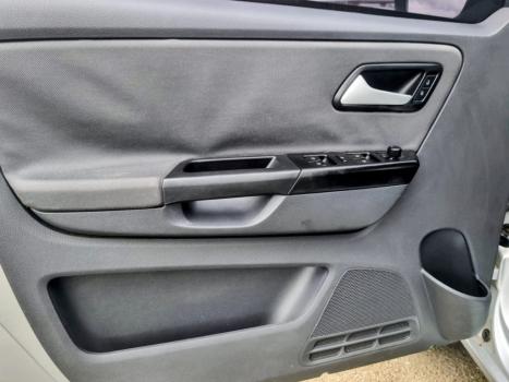 VOLKSWAGEN Fox 1.6 4P FLEX, Foto 16