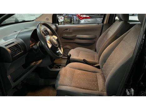 VOLKSWAGEN Fox 1.6 4P, Foto 8