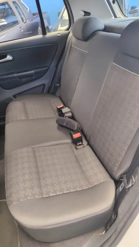 VOLKSWAGEN Fox 1.6 4P MSI COMFORTLINE FLEX, Foto 8