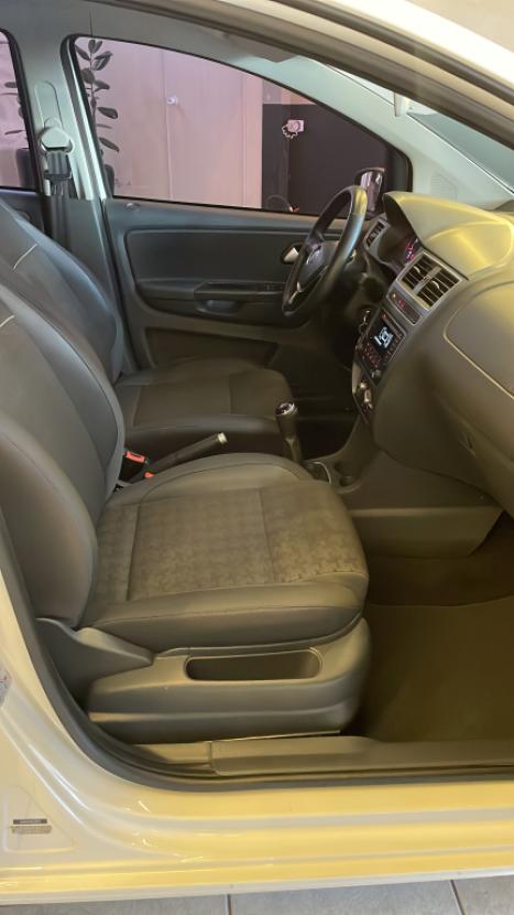 VOLKSWAGEN Fox 1.6 4P COMFORTLINE FLEX, Foto 10