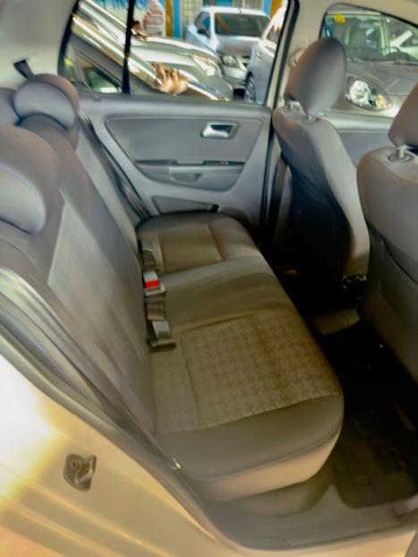 VOLKSWAGEN Fox 1.6 4P COMFORTLINE FLEX, Foto 12