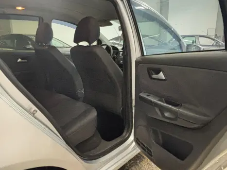 VOLKSWAGEN Fox 1.6 4P TRENDLINE FLEX, Foto 11