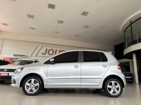 VOLKSWAGEN Fox 1.6 4P HIGHLINE FLEX, Foto 4