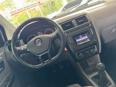 VOLKSWAGEN Fox 1.6 4P HIGHLINE FLEX, Foto 14
