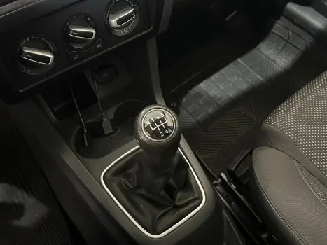 VOLKSWAGEN Fox 1.6 4P FLEX, Foto 11