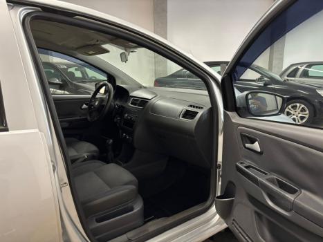 VOLKSWAGEN Fox 1.6 4P, Foto 6
