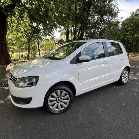 VOLKSWAGEN Fox 1.6 4P TREND FLEX, Foto 1