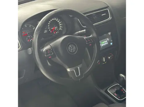 VOLKSWAGEN Fox 1.6 4P, Foto 4