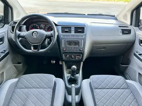VOLKSWAGEN Fox 1.6 4P HIGHLINE FLEX, Foto 8
