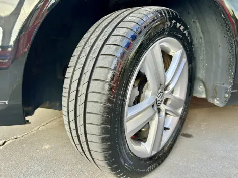 VOLKSWAGEN Fox 1.6 4P HIGHLINE FLEX, Foto 9