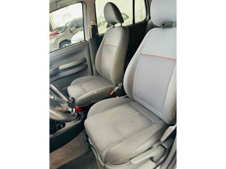 VOLKSWAGEN Fox 1.6 4P, Foto 12