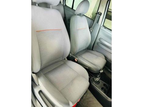 VOLKSWAGEN Fox 1.6 4P, Foto 14