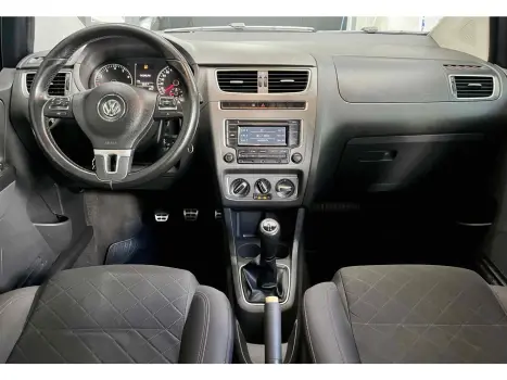 VOLKSWAGEN Fox 1.6 4P, Foto 10