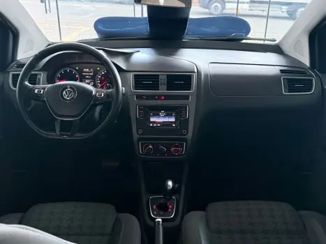 VOLKSWAGEN Fox 1.6 4P, Foto 9