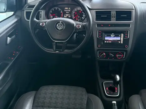VOLKSWAGEN Fox 1.6 4P, Foto 10