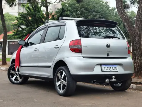 VOLKSWAGEN Fox 1.6 4P, Foto 6