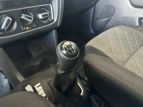 VOLKSWAGEN Fox 1.6 4P, Foto 10