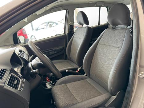 VOLKSWAGEN Fox 1.6 4P FLEX, Foto 8