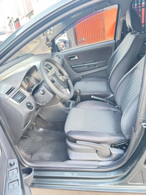 VOLKSWAGEN Fox 1.6 4P, Foto 2