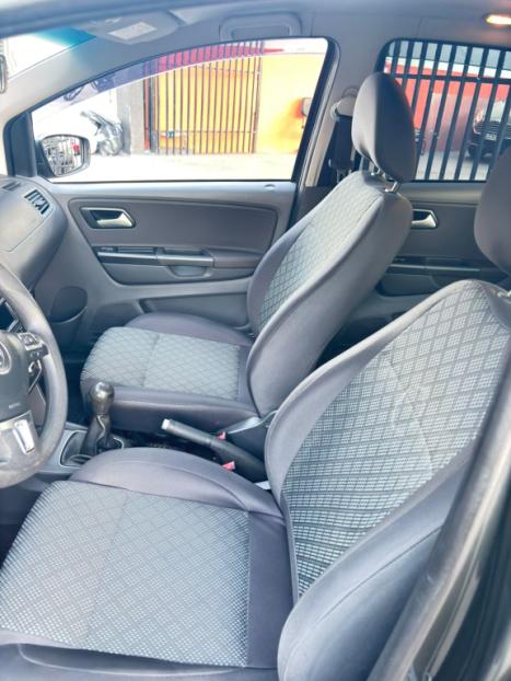 VOLKSWAGEN Fox 1.6 4P, Foto 4