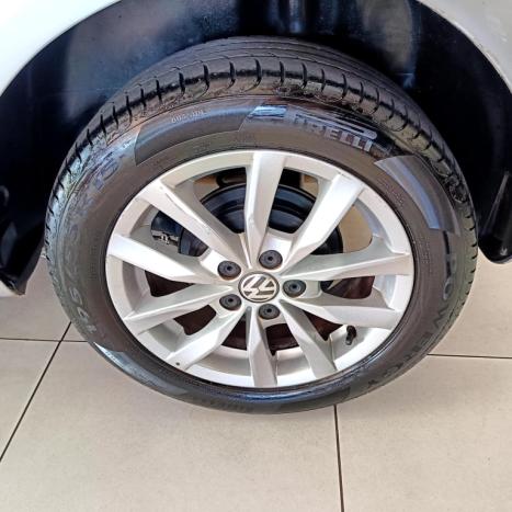 VOLKSWAGEN Fox 1.6 4P TREND FLEX, Foto 10