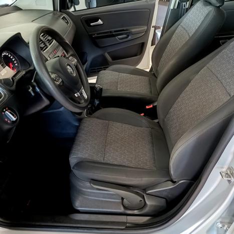 VOLKSWAGEN Fox 1.6 4P TREND FLEX, Foto 16