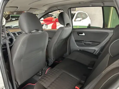 VOLKSWAGEN Fox 1.6 4P COMFORTLINE FLEX, Foto 14