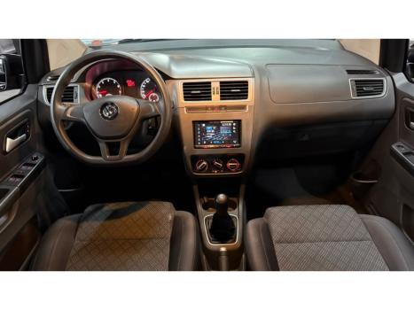 VOLKSWAGEN Fox 1.6 4P, Foto 7