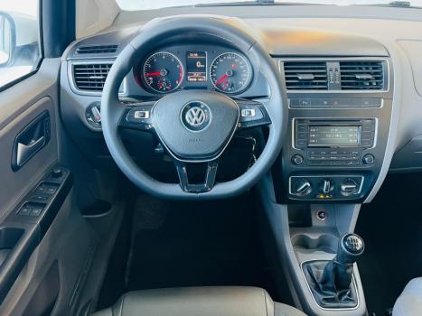 VOLKSWAGEN Fox 1.6 4P, Foto 11