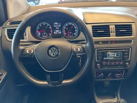 VOLKSWAGEN Fox 1.6 4P COMFORTLINE FLEX, Foto 10
