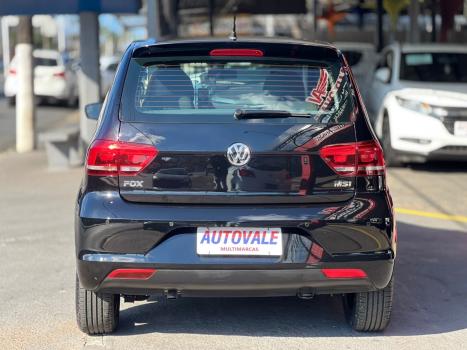 VOLKSWAGEN Fox 1.6 4P, Foto 7