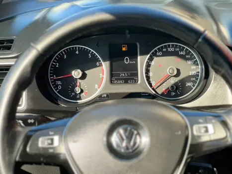 VOLKSWAGEN Fox 1.6 4P, Foto 11