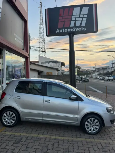 VOLKSWAGEN Fox 1.6 4P TREND FLEX, Foto 9
