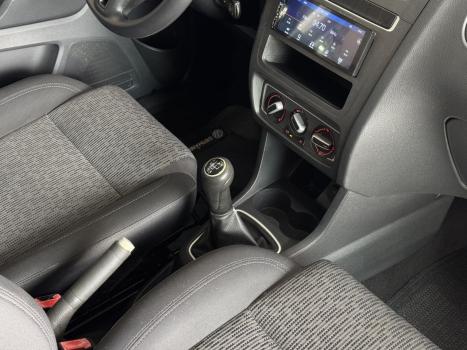 VOLKSWAGEN Fox 1.6 4P TREND FLEX, Foto 4