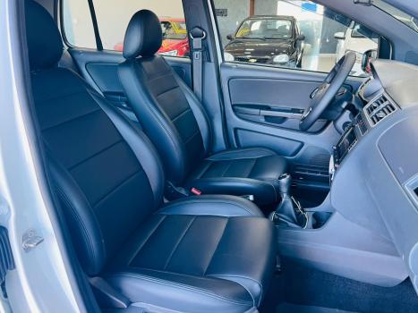 VOLKSWAGEN Fox 1.6  4P SPORTLINE FLEX, Foto 18