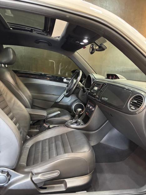 VOLKSWAGEN Fusca 2.0 16V TSI AUTOM�TICO, Foto 13