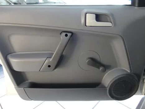 VOLKSWAGEN Gol 1.0 4P G4 FLEX, Foto 6