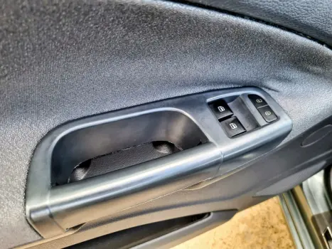 VOLKSWAGEN Gol 1.0 4P G5 FLEX, Foto 18