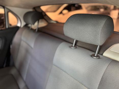 VOLKSWAGEN Gol 1.0, Foto 7