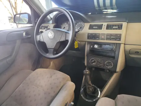 VOLKSWAGEN Gol 1.6 MI 4P, Foto 13