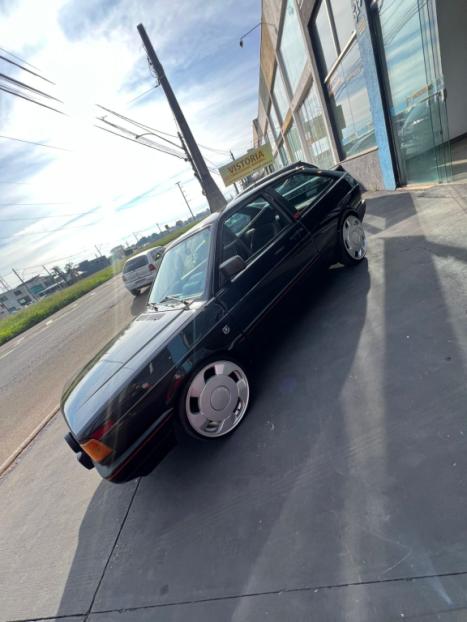 VOLKSWAGEN Gol 1.8 GTS, Foto 2