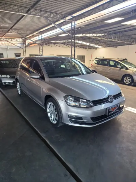 VOLKSWAGEN Golf 1.4 16V 4P TSI COMFORTLINE AUTOMÁTICO, Foto 2 VOLKSWAGEN Golf 1.4 16V 4P TSI COMFORTLINE AUTOMÁTICO, Foto 2