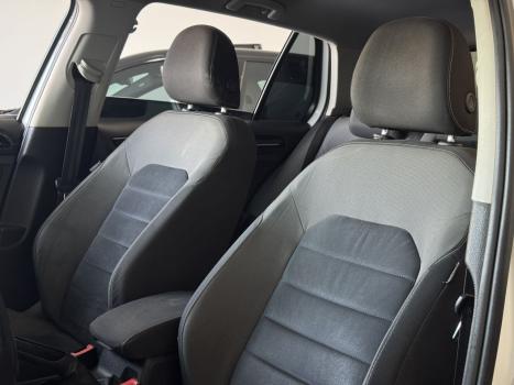 VOLKSWAGEN Golf 1.4 16V 4P TSI HIGHLINE AUTOM�TICO, Foto 16