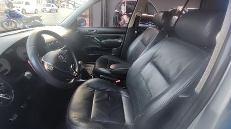 VOLKSWAGEN Golf 1.6 4P, Foto 14