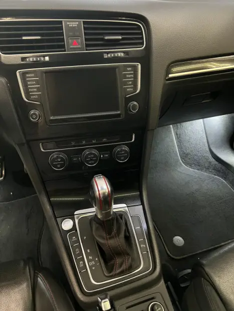 VOLKSWAGEN Golf 2.0 GTI TURBO AUTOMÁTICO, Foto 8 VOLKSWAGEN Golf 2.0 GTI TURBO AUTOMÁTICO, Foto 8