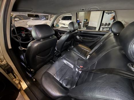 VOLKSWAGEN Golf 2.0 4P, Foto 7