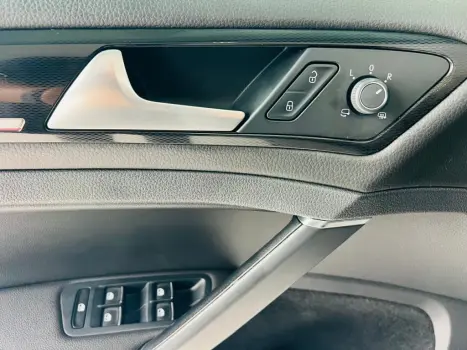 VOLKSWAGEN Golf 2.0 TSI GTI TURBO AUTOMTICO, Foto 23