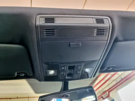 VOLKSWAGEN Golf 2.0 TSI GTI TURBO AUTOM�TICO, Foto 23