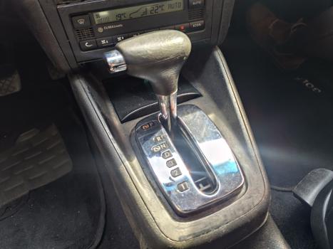 VOLKSWAGEN Golf 2.0 4P AUTOM�TICO, Foto 18