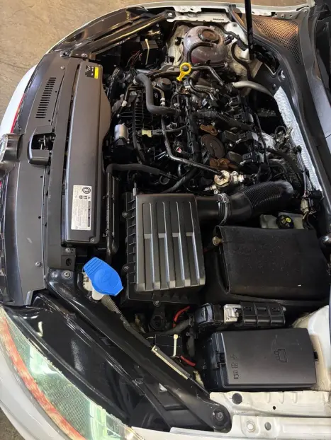 VOLKSWAGEN Golf 2.0 TSI GTI TURBO AUTOM�TICO, Foto 14
